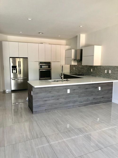 2728-2728 Treasure Cove Cir, Fort Lauderdale, FL, 33312-5605 | Card Image