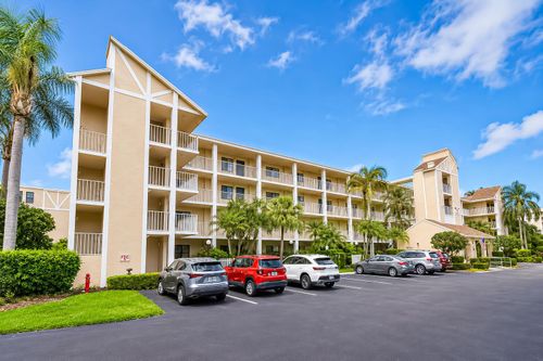 301-7351 Kinghurst Dr, Delray Beach, FL, 33446-2978 | Card Image