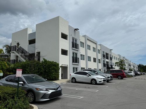 apt-109-14752 Ne 6th Ave, Miami, FL, 33161-2400 | Card Image