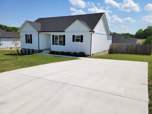 62 Modena Pl, Decherd, TN, 37324-3058 | Card Image