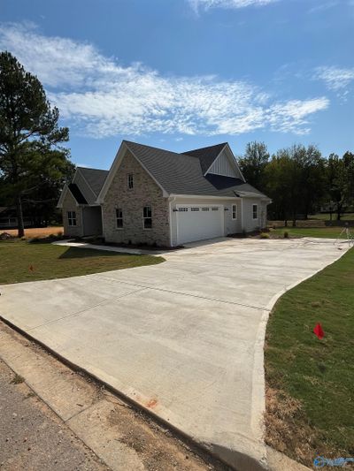 260 Cade Circle, House other with 4 bedrooms, 2 bathrooms and null parking in Leesburg AL | Image 2