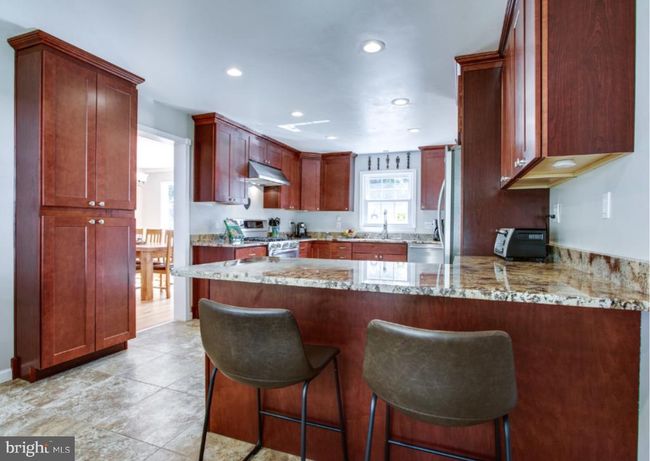 7811 Falstaff Rd, House other with 4 bedrooms, 4 bathrooms and null parking in MCLEAN VA | Image 8