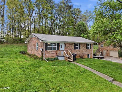 1698 Elgin Dr, Morristown, TN, 37814-6242 | Card Image