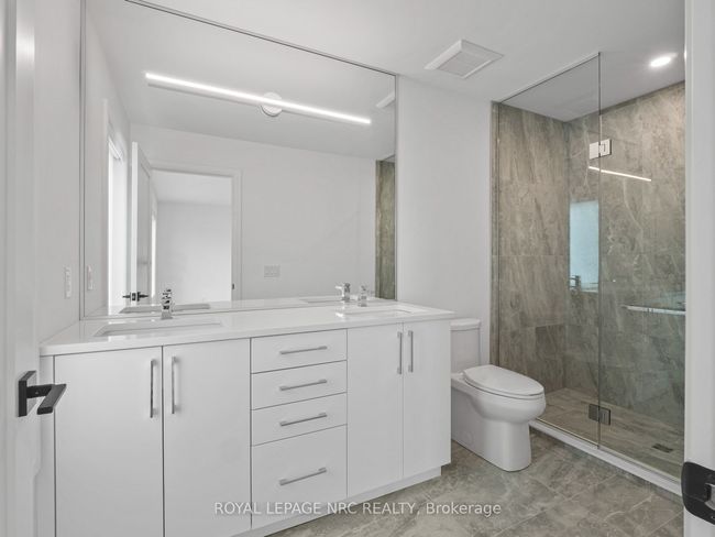 200 Klager Ave, House attached with 3 bedrooms, 4 bathrooms and 1 parking in Fonthill ON | Image 27