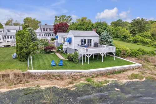 376 Parkside Dr, Warwick, RI, 02888-4954 | Card Image