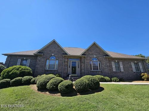 3201 Roanoke Cir, Knoxville, TN, 37920-3755 | Card Image
