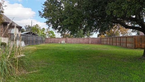 18006 Lovett Ln, Spring, TX, 77379-2807 | Card Image