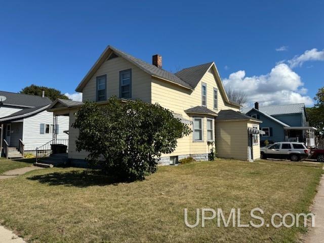 10th St, Escanaba, MI 49829