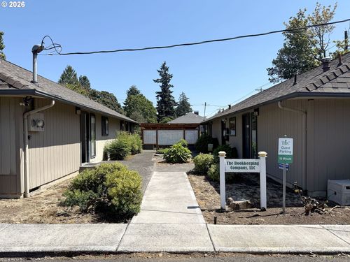12715 Ne Halsey St, Portland, OR, 97230-2343 | Card Image