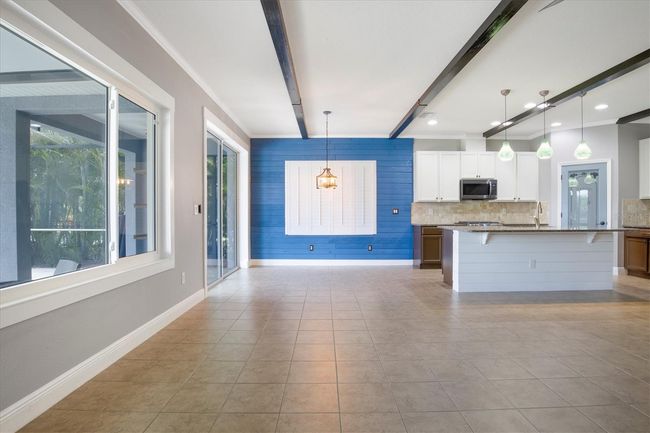 6827 Park Strand Dr, House other with 4 bedrooms, 2 bathrooms and null parking in APOLLO BEACH FL | Image 7