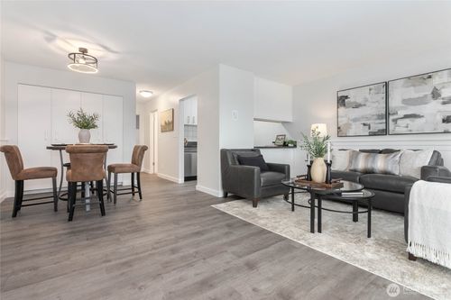 apt-101-819 High St, Bellingham, WA, 98225-5549 | Card Image