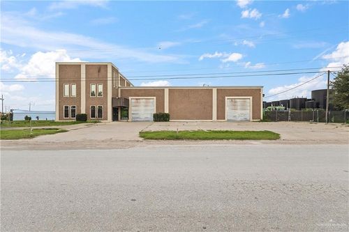 901 S Williams Rd, San Benito, TX, 78586-2768 | Card Image