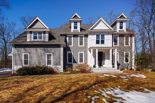 49 Brook St, Shrewsbury, MA, 01545-4804 | Card Image