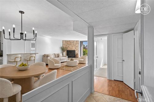 202-8145 Redlands St, Playa del Rey, CA, 90293-8261 | Card Image