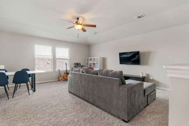 Large bonus room on second floor. | Image 19