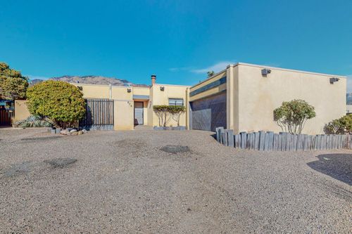 876 Tramway Lane Ct Ne, Albuquerque, NM, 87122-1445 | Card Image