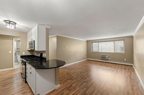 unit-102-3120 Hennepin Ave, Minneapolis, MN, 55408-2770 | Card Image