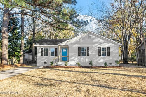 205 S Railroad St, Elm City, NC, 27822-9367 | Card Image