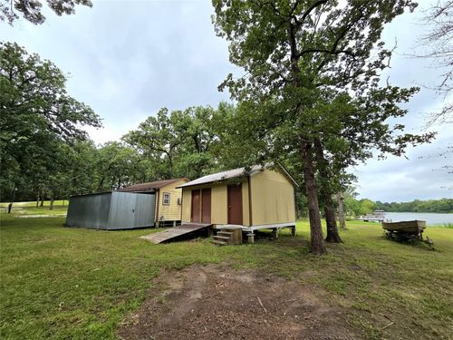 311 Chestnut Bnd, Huntsville, TX, 77320-8199 | Card Image