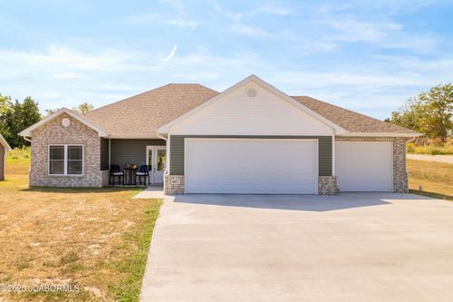 4817 Carly Dr, Jefferson City, MO, 65109-9520 | Card Image