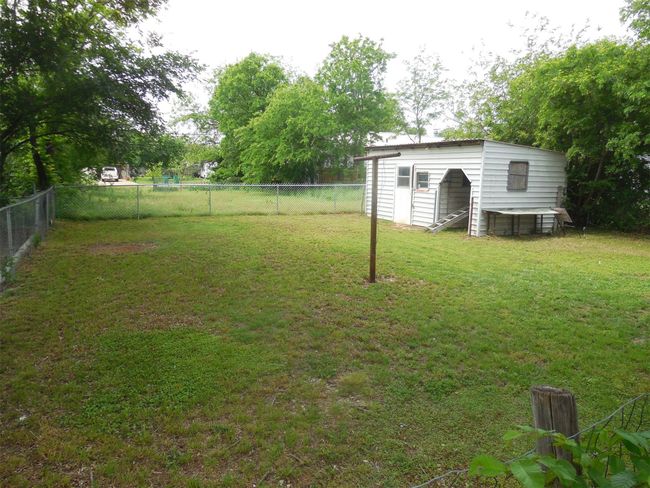1202 W Main St, House other with 2 bedrooms, 1 bathrooms and null parking in Eastland TX | Image 19