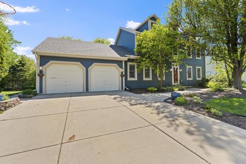 N60W24659 Rocky Hollow Pass, Sussex, WI, 53089-5016 | Card Image