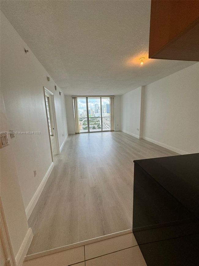 APT-1606 - 1750 N Bayshore Dr, Condo with 1 bedrooms, 1 bathrooms and null parking in Miami FL | Image 7