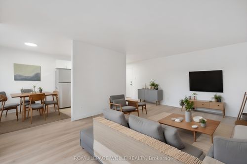 8-705 Glen Forrest Blvd, Waterloo, ON, N2L4K7 | Card Image