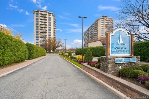 apt-14s-18 215th St, Bayside, NY, 11360-2149 | Card Image