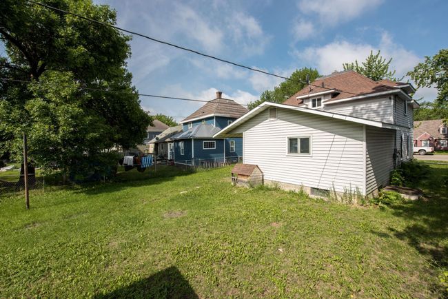 Back Exterior | Image 6