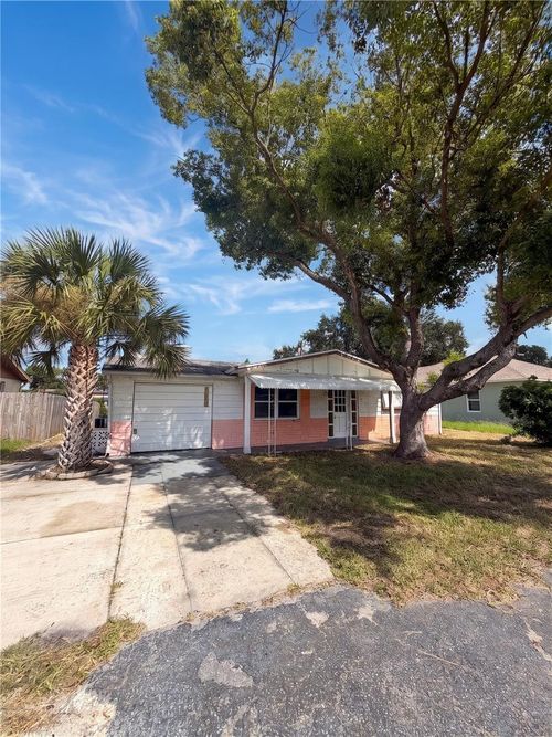 2412 Arcadia Rd, HOLIDAY, FL, 34690-4004 | Card Image