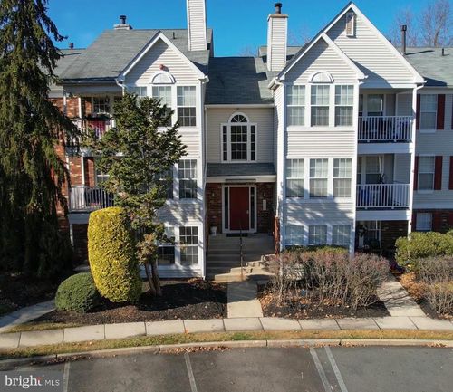8 Inverness Cir, MARLTON, NJ, 08053-4250 | Card Image