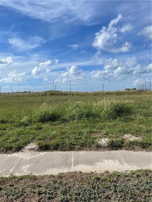 7554 La Concha Blvd, Port Aransas, TX, 78373 | Card Image