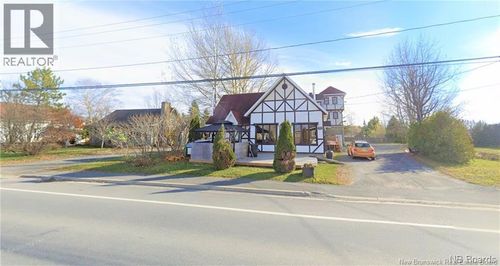 223 Rue St-Jean, Saint-Léonard, NB, E7E2C5 | Card Image