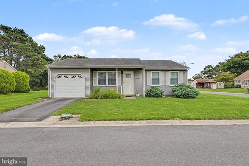 15 Mill Rd, Whiting, NJ, 08759-3257 | Card Image