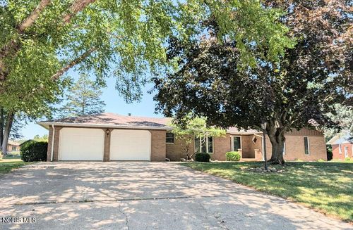 701 Hickory Ln, Delta, OH, 43515-1023 | Card Image