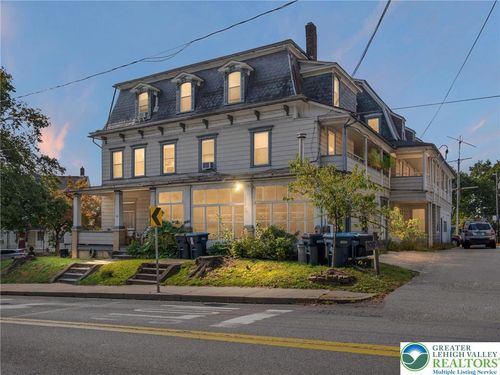 102b-100 Main St, Stockertown, PA, 18083-7062 | Card Image