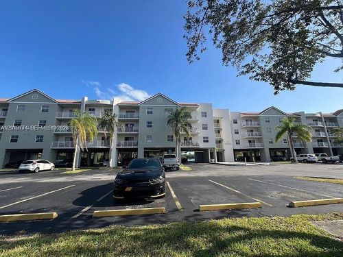 111-8240 Sw 210th St, Cutler Bay, FL, 33189-3488 | Card Image