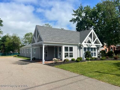 389 Wyoming Ave, Wyoming, PA, 18644-1821 | Card Image