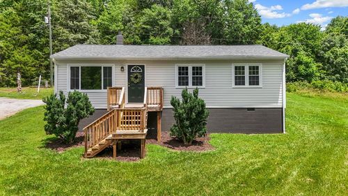 540 Plank Rd, Farmville, VA, 23901-4026 | Card Image
