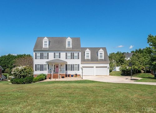 1085 Brigade Pl, Forest, VA, 24551-1749 | Card Image
