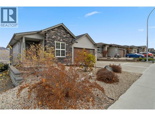 2064 Saddleback Dr, Kamloops, BC, V2B0H2 | Card Image