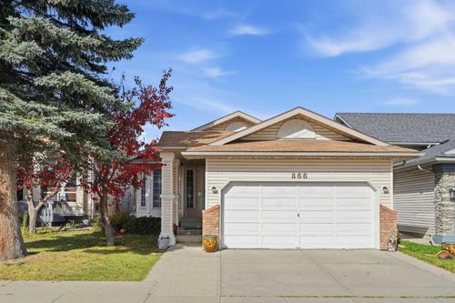 866 Applewood Dr Se, Calgary, AB, T2A7R6 | Card Image