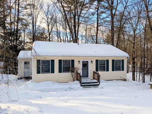 58 Cottage Cir, West Lebanon, NH, 03784-1400 | Card Image