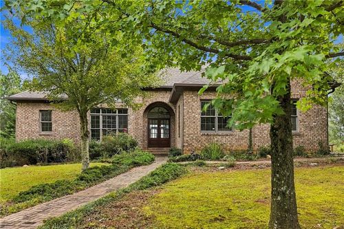 100 Foxpaw Leaf Ct, Ellijay, GA, 30536-4192 | Card Image