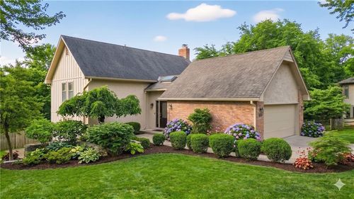 7407 W 101st Ter, Overland Park, KS, 66212-2543 | Card Image