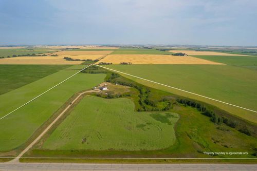 27138 Highway 27 Highway, Rural Mountain View County, AB, T4H1P2 | Card Image