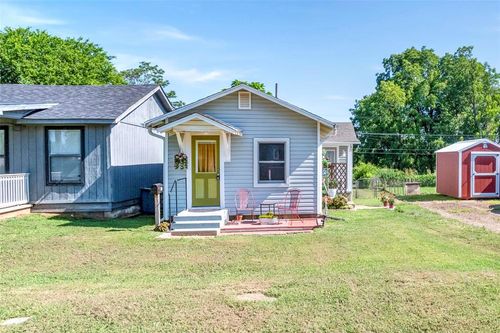 205 E 2nd St, Stroud, OK, 74079-4226 | Card Image