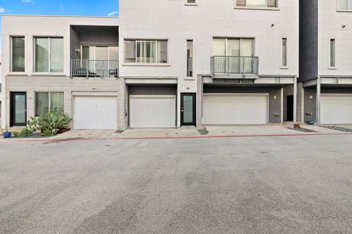 h2-4801 S. Congress Avenue, Austin, TX, 78745 | Card Image