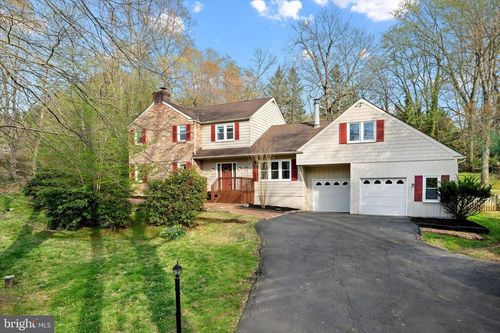 15 Covered Bridge Ln, Newark, DE, 19711-2062 | Card Image
